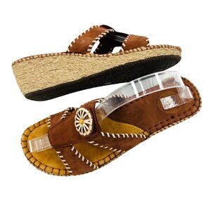 Nurture Brown Leather Wedge Sandals Women's sz 8 Raffia Sole Embroidered